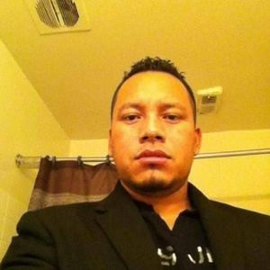 Meet your Posher, Yoni